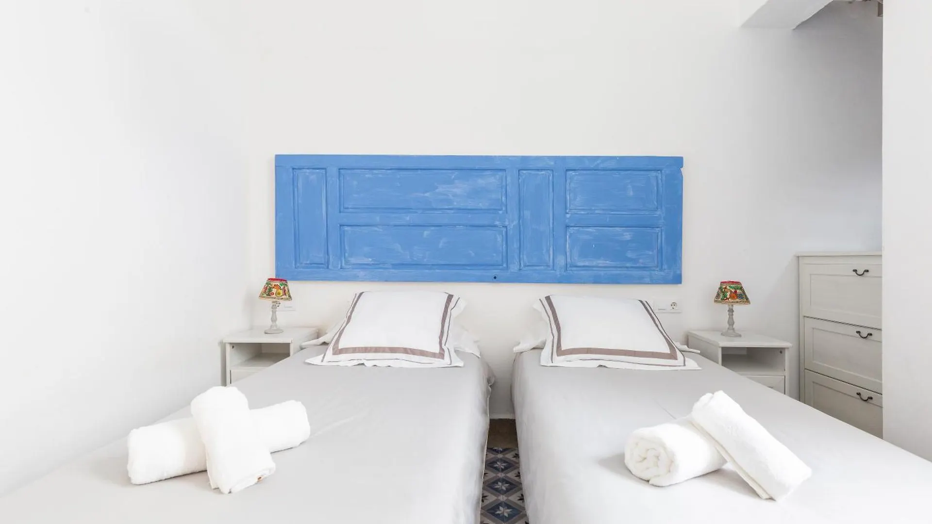 Descubrehome Penthouse Santa Cruz, Private Terrace Seville 0*,  Spain